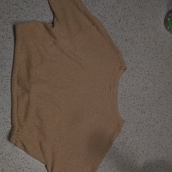 Cropped sweater - Picture 3 of 3